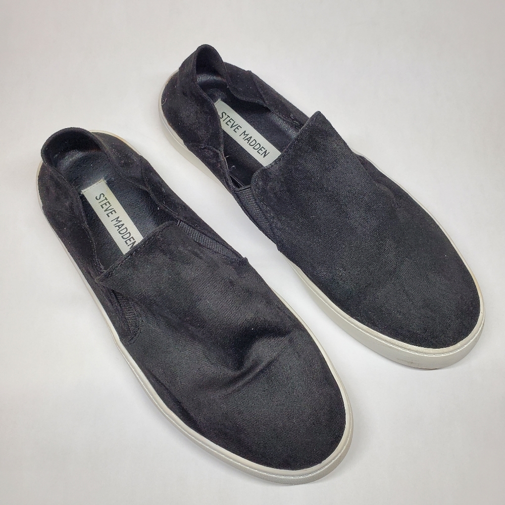 Steve Madden Black Suede Slip-on Loafer/Sneaker Sz 9